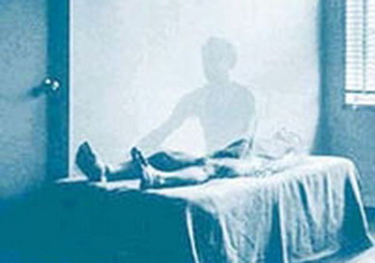 La separación del cuerpo físico no se trata de ninguna sensación paranormal.