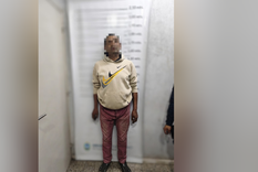El sospechoso fue aprehendido tras ser identificado mientras realizaba una presunta conexión clandestina en el tendido eléctrico.&nbsp;
