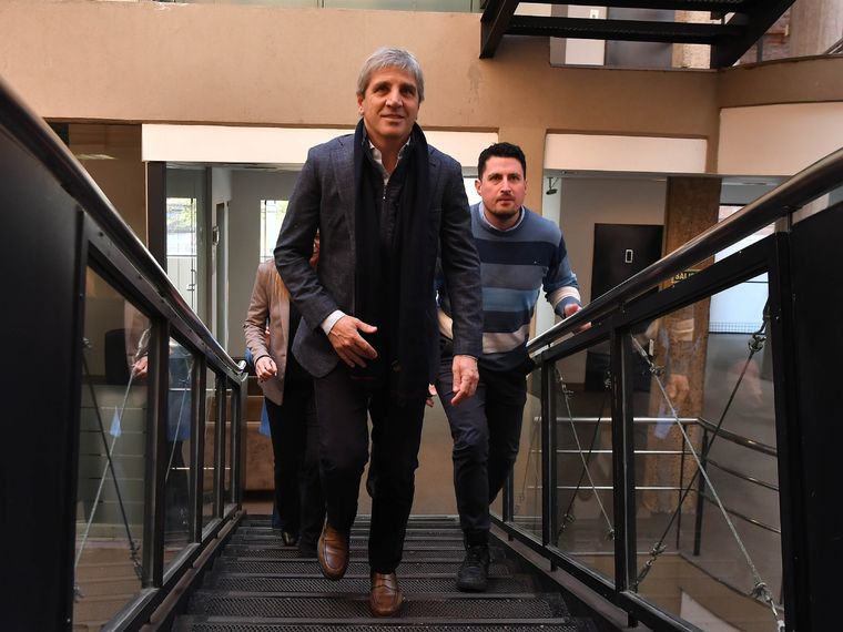 Caputo buscó dejar optimismo entre empresarios del agro en Rosario. Foto: Noticia Argentinas