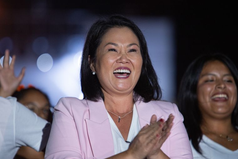 Durante el breve conteo y en la previa a la reapertura de los comicios, Keiko Fujimori obtiene el 17,08% de los votos.&nbsp;
