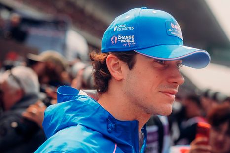 Franco Colapinto felicitó a los trabajadores de Alpine luego de un gran GP de China. Franco Colapinto felicitó a los trabajadores de Alpine luego de un gran GP de China.