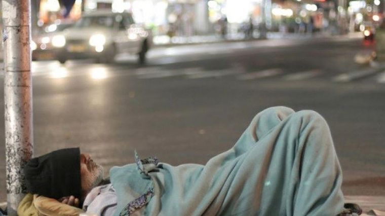 Como tantas otras personas que están en situación de calle, la familia de Marcelo podría pasar la noche a la intemperie.