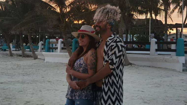 Gabo Usandivaras junto a su hermana Giselle