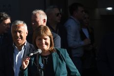 Alfredo Cornejo, Patricia Bullrich y Luis Petri, en Guaymallén.&nbsp;