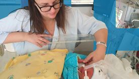 Gracias al tratamiento, Maria pudo dar a luz a su hijo, Bennet, a las 34 semanas de embarazo.