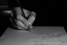 ¿aprendemos mejor lo que escribimos a mano que lo que tecleamos?