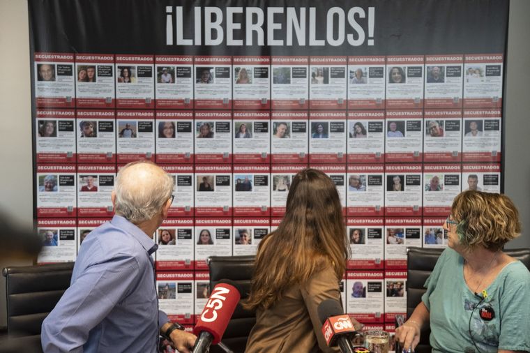 El Gobierno argentino sigue de cerca la situación de los rehenes argentinos en Gaza, que podrían ser liberados en los próximos días luego de un año y 3 meses de cautiverio. Foto: Télam