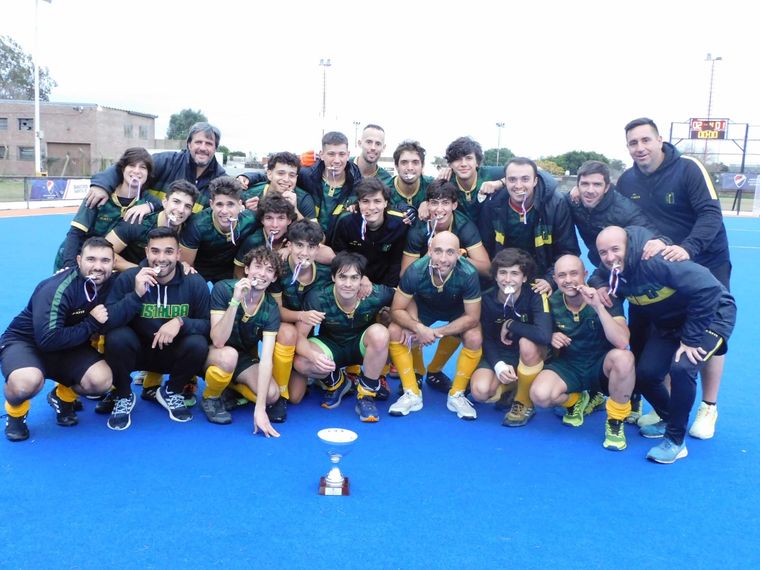 Vistalba se consagró campeón en Santa Fe y viajará al Súper 8 de Buenos Aires. Foto: Minuto Hockey
