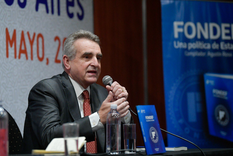 El jefe de Gabinete cree que si no hay consenso se debe ir a las PASO Foto: Twitter Agustín Rossi El jefe de Gabinete cree que si no hay consenso se debe ir a las PASO Foto: Twitter Agustín Rossi