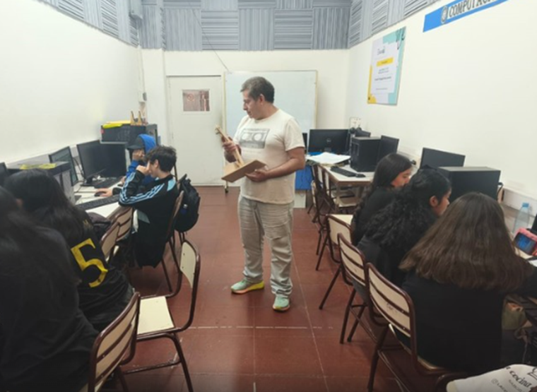 Miguel Alejandro Rodríguez reinventó su forma de enseñar.