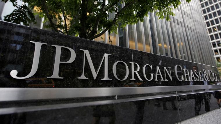 El banco de inversión JP Morgan elabora el riesgo país. 