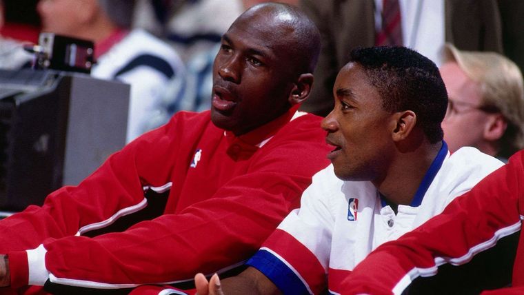 Jordan e Isiah Thomas, en un All-Star Game de la NBA.
