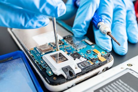 El precio de las reparaciones de un Samsung es superior al de un iPhone según los últimos estudios de mercado. El precio de las reparaciones de un Samsung es superior al de un iPhone según los últimos estudios de mercado.