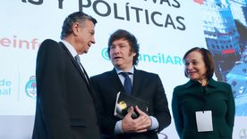 El presidente Javier Milei cerró el encuentro anual del Consejo de las Américas, ensalzando las bondades de su modelo económico, pero los empresarios ven luces amarillas.