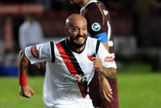 un delantero de peso en la mira del tomba