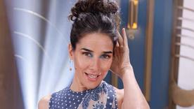 Juana Viale apostó por un look primaveral lleno de detalles.