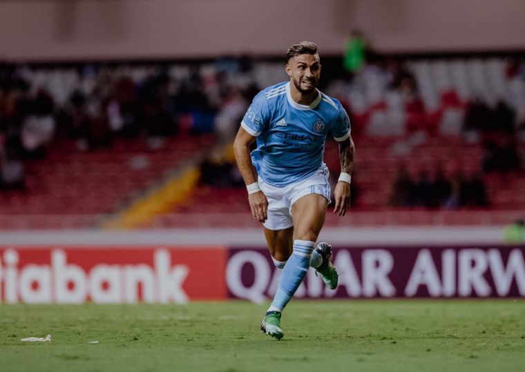 El mendocino facturó por duplicado en el torneo internacional. Foto: @NYCFC
