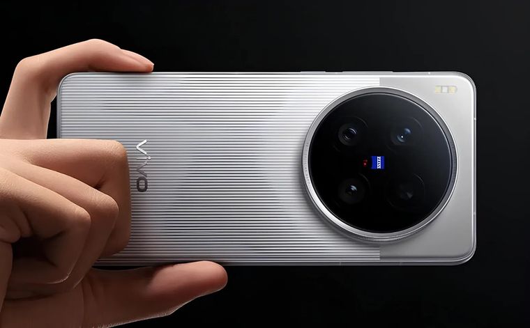 Los avances del nuevo teléfono de Vivo X300 Ultra buscan superar el estándar marcado por su antecesor. Los avances del nuevo teléfono de Vivo X300 Ultra buscan superar el estándar marcado por su antecesor.