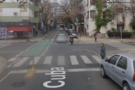 El tiroteo entre el expolicía y los motochorros se dio a pocos metros de una comisaría. El tiroteo entre el expolicía y los motochorros se dio a pocos metros de una comisaría.