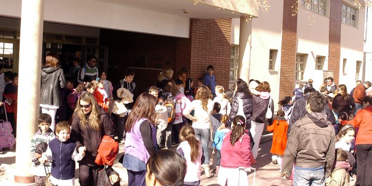 Retorno de escolares a una escuela primaria de San Rafael Foto: Ariel Jalley/mediamza.com