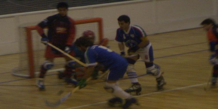 Casa de Italia se imponía por 2 a 1 pero su partido fue suspendido. Foto: MDZ