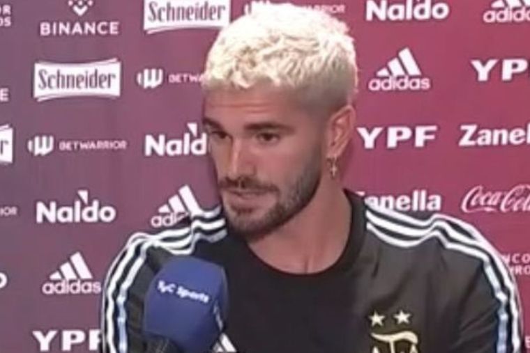 De Paul se refirió a su peinado platinado en la Selección argentina.