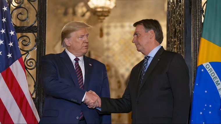 Estados Unidos insiste en que Brasil está violando los derechos humanos: Imponer aún más restricciones a la capacidad de Jair Bolsonaro de defenderse públicamente no es un servicio público.