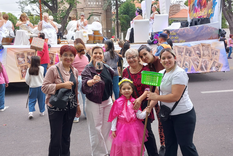 Familia Camila Comini Godoy Cruz Carrusel Vendimia.