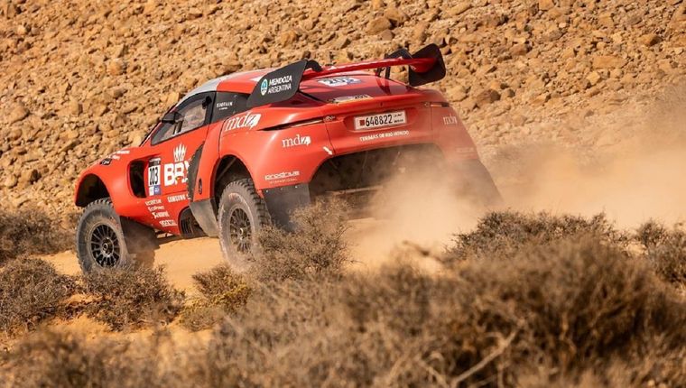 Orly Terranova se afirma en el podio de la general. Foto: @BRaidXtreme