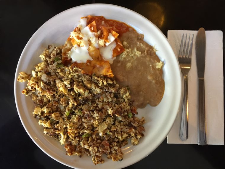 Huevos revueltos con machaca Una receta exquisita para nuestros desayunos Foto: Shutterstock