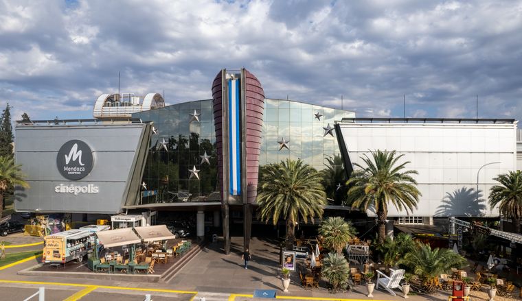 Mendoza Shopping celebra una propuesta de ofertas imperdibles junto a ¡appa!. Mendoza Shopping celebra una propuesta de ofertas imperdibles junto a ¡appa!.