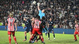 quien es marcelo mino, la figura de ayer en la caida de independiente rivadavia ante barracas quien es marcelo mino, la figura de ayer en la caida de independiente rivadavia ante barracas