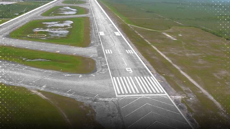 Imagen aérea del Aeropuerto de Entrenamiento y Transición Dade-Collier donde se está construyendo el llamado "Alcatraz de los caimanes".