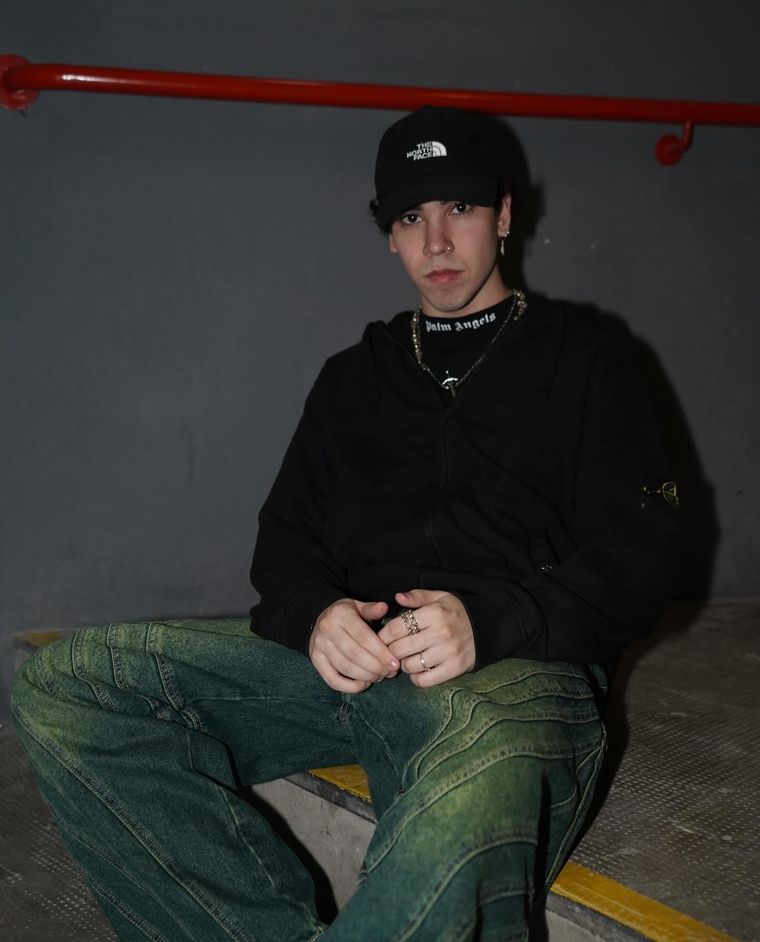 Spreen, el futbolista por un día. Foto: @ivan_buhaje