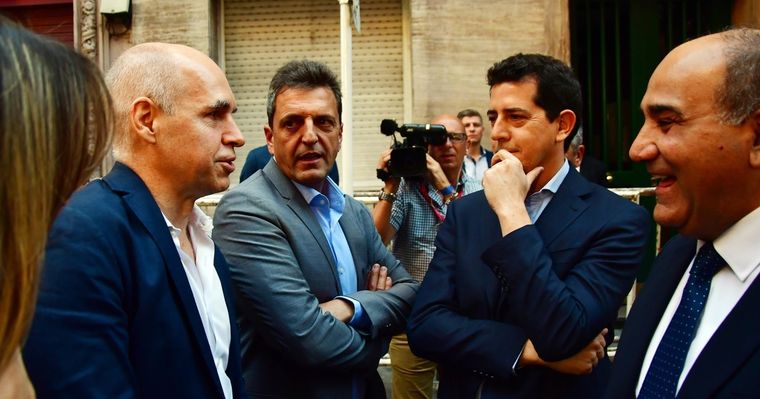 Nunca hubo tantas fórmulas presidenciales en una elección. Massa y Larreta son sólo dos de los precandidatos que se verán en las boletas este domingo.