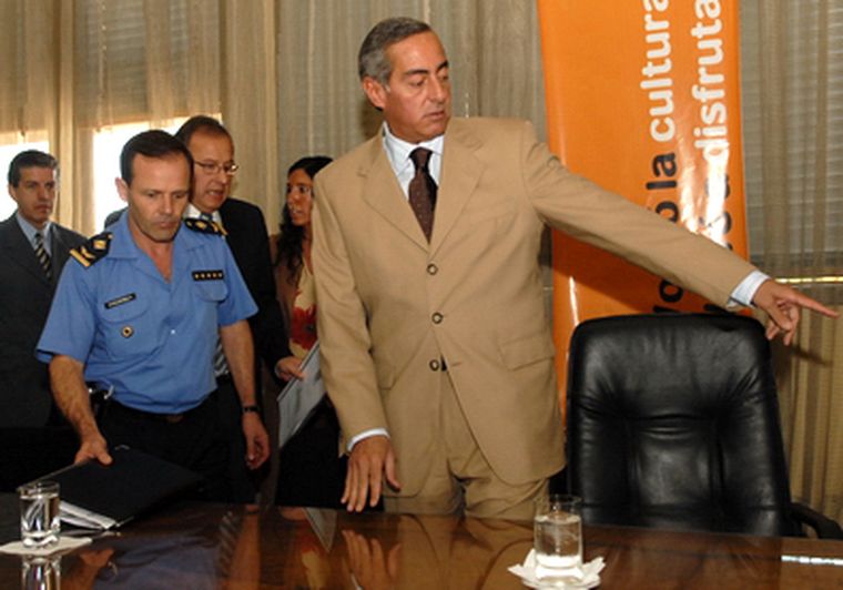 Víctor Fayad presentó un programa de seguridad. Foto: Nacho Gaffuri / MDZ