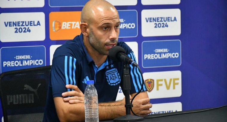 Mascherano respondió a las críticas contra él. Foto: @Argentina