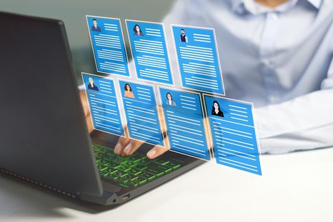 La automatización del envío de currículum saturó el sistema y generó una gran simulación. La automatización del envío de currículum saturó el sistema y generó una gran simulación.