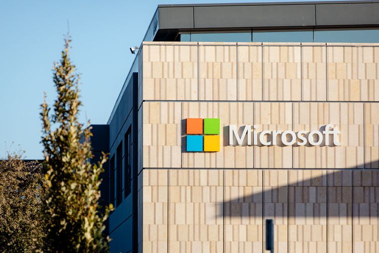 Microsoft enfrenta cuestionamientos internos y externos por sus contratos con el Gobierno de Israel. 