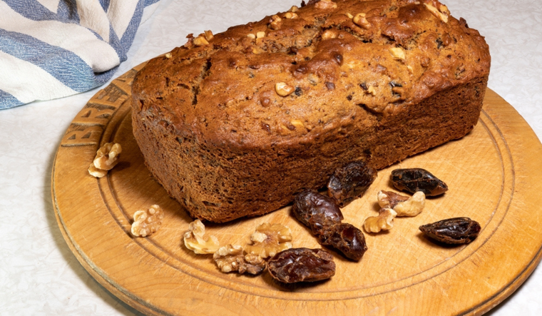 Pan de dátiles y nueces: sabor y beneficios en cada rebanada Foto: Shutterstock
