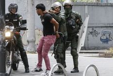 HRW denuncia que la Policía de Venezuela hace detenciones ilegales. Foto: Efe