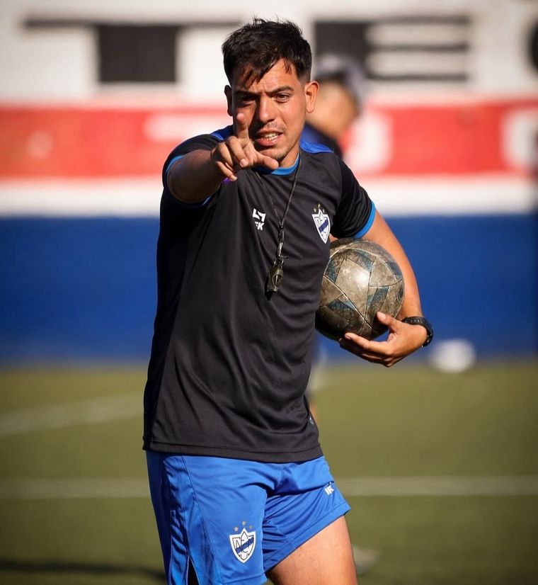 Joaquín Iturrería es el apuntado para suceder a Sara en el Deportivo Maipú.