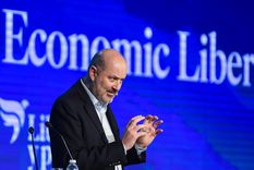 El ministro de Desregulación y Transformación del Estado, Federico Sturzenegger, una de las figuras convocadas para hablar en el plano internacional sobre la gestión de Javier Milei. Foto: Noticias Argentinas