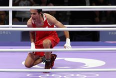 Imane festejó con todo su victoria. Foto: EFE Imane festejó con todo su victoria. Foto: EFE