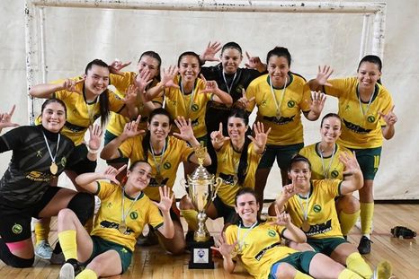 Cementista, el rey absoluto del futsal femenino en Mendoza. Cementista, el rey absoluto del futsal femenino en Mendoza.