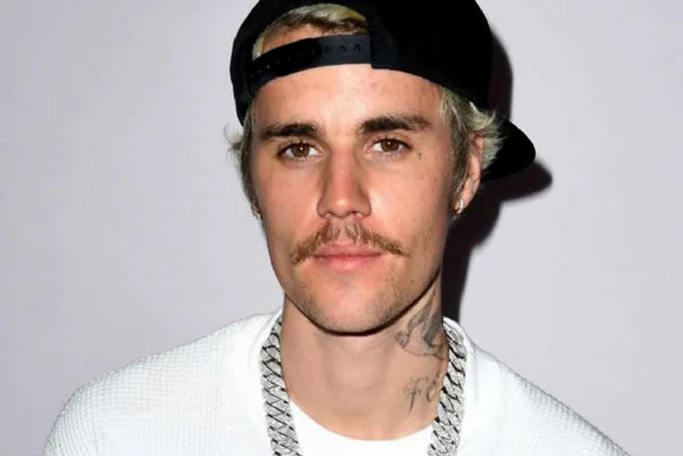 JUSTIN BIEBER ENFURECIÓ A FERRARI. LA MARCA DECIDIÓ NO VENDERLE MÁS AUTOS