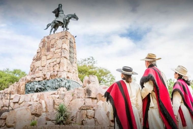 El monumento a Güemes, un escenario impostergable a la hora de hacer turismo. Foto: salta.gov.ar