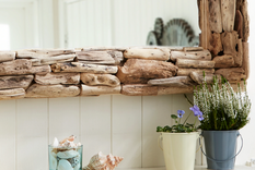 Foto: Live Laugh Love - https://www.livelaughlove.co.uk/products/natural-rectangle-driftwood-mirror
