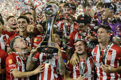 Estudiantes fue el campeón del Trofeo de Campeones 2024.&nbsp;