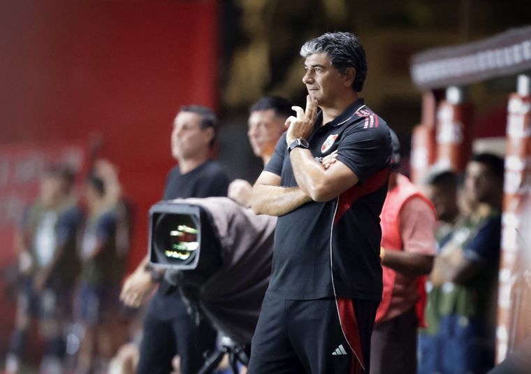 Matías Biscay habló en reemplazo de Gallardo, expulsado en la derrota de River ante Argentinos.